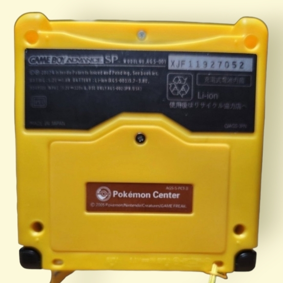 NWT GAMEBOY ADVANCE SP POKEMON PIKACHU - Picture 3 of 8